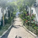 Apartamento Em Condominio De Luxo Proximo A Praia