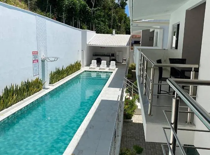 Apartamento Em Condominio De Luxo Proximo A Praia